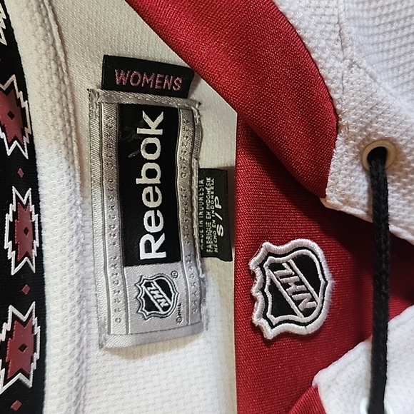 Reebok Arizona Coyotes Women's Size Small NHL - Picture 6 of 7
